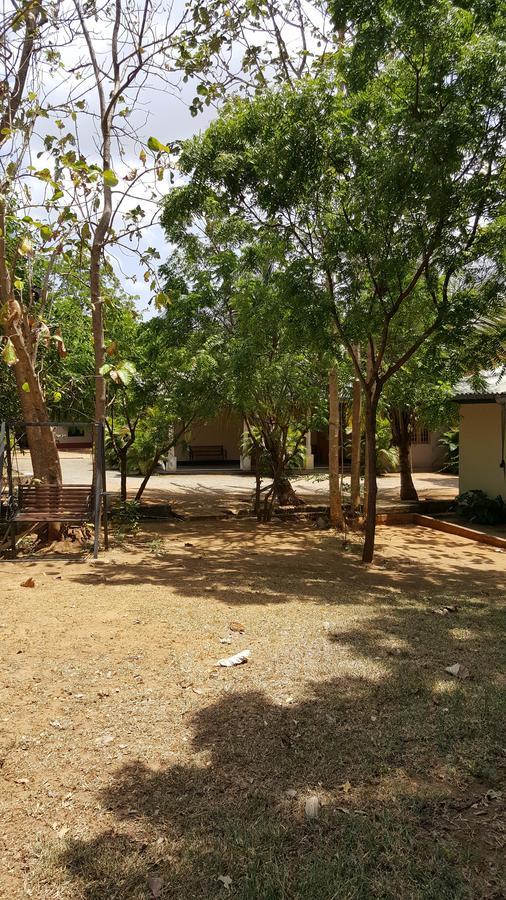 קטרגמה Lokuge Grand Resort מראה חיצוני תמונה