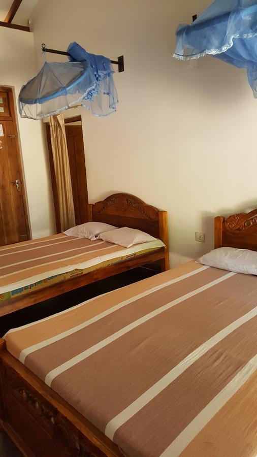 קטרגמה Lokuge Grand Resort מראה חיצוני תמונה